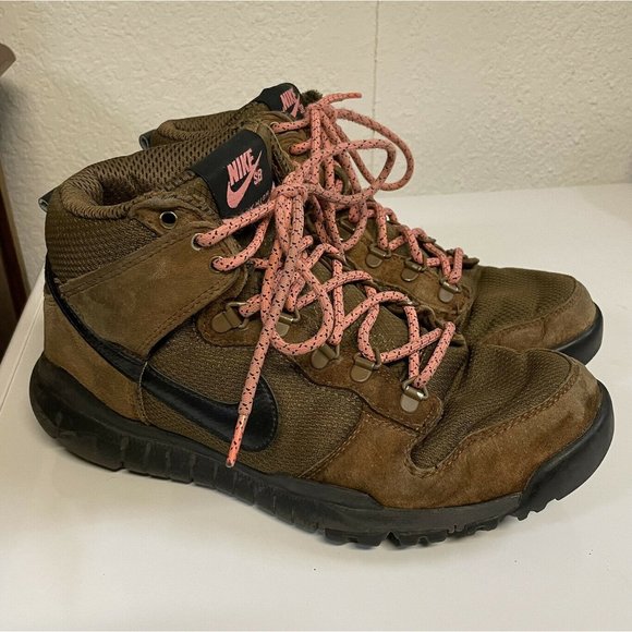 nike sb dunk high hiking boots